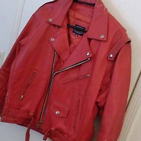 Vintage Cherry Red LEATHER BIKER JACKET - Picture 3 of 7